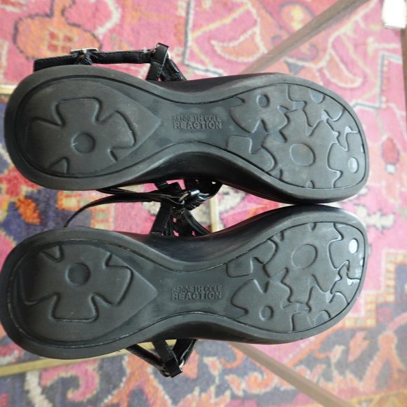 NWOB) Kenneth Cole Reaction Black Woven Leather Comfort Thong Sandal 9M - Picture 6 of 12